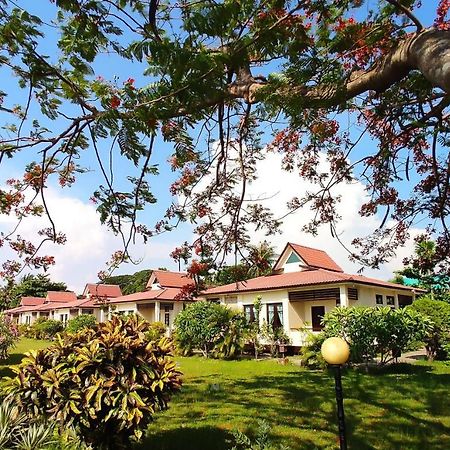 Attran Hotel Mawlamyine Eksteriør billede