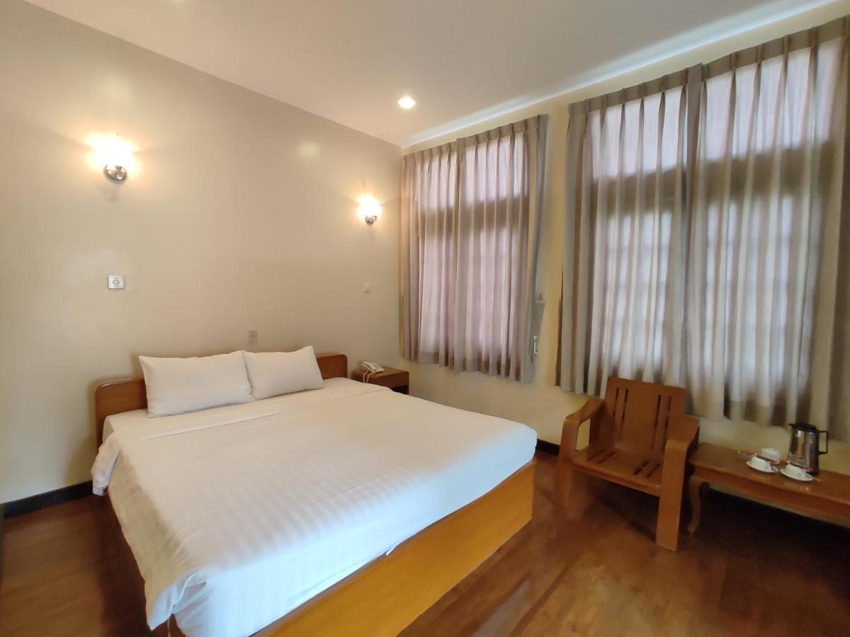 Attran Hotel Mawlamyine Eksteriør billede